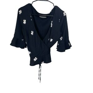 Urban Outfitters Wilsette Printed Wrap top Women's Medium
